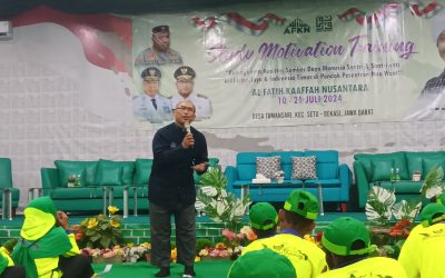 Pendongeng Nasional Kak Ari Prabowo Motivasi Santri Nuu Waar dengan Kisah Inspiratif