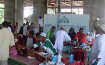 Peluang Emas, Bantu Khitan Anak Muslim dan Mualaf di Pedalaman Papua