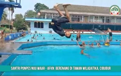 Jalani Olahraga Sunnah, Santri Nuu Waar Berenang Bersama di Cibubur