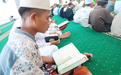 KH Fadzlan Garamatan Kirim Lima Santri Berprestasi ke Tanah Suci untuk Umrah dan Belajar Islam