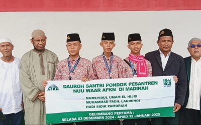 Lepas Santri Belajar di Madinah, KH Fadzlan: Agar Anak-Anak Kita Hebat