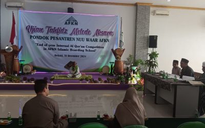 Santri Nuu Waar Diuji Hafalan Surat dengan Metode Aksara