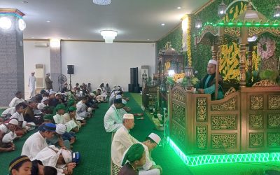 Khatib Jumat, KH Muhidin Latuconsina: Shalat Tiang Agama