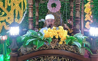 Khotbah Jumat 16 Mei 2025 di Masjid Agung Nuu Waar Bahas Keutamaan Menuntut Ilmu